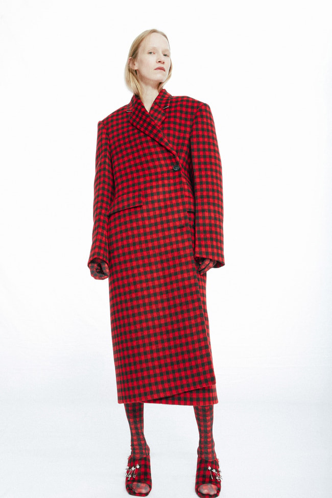 Worldwide Pre-Fall 2022 N 21