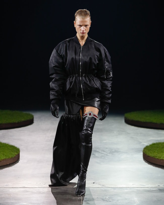 London Fashion Week Autunno/Inverno 2022/23 David Koma