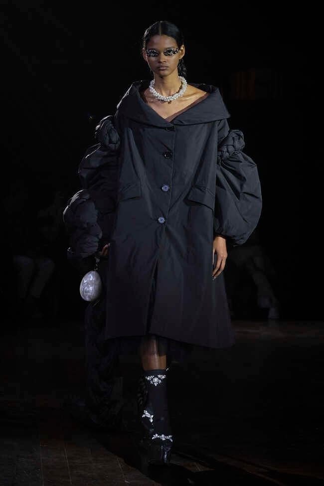 London Fashion Week Autunno/Inverno 2022/23 Simone Rocha