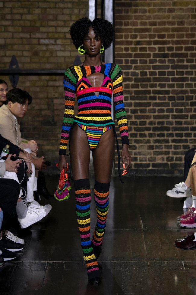 London Collections Men's Primavera/Estate 2023 Agr