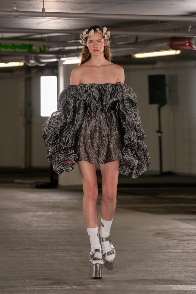 London Fashion Week Primavera/Estate 2023  Edward Crutchley 