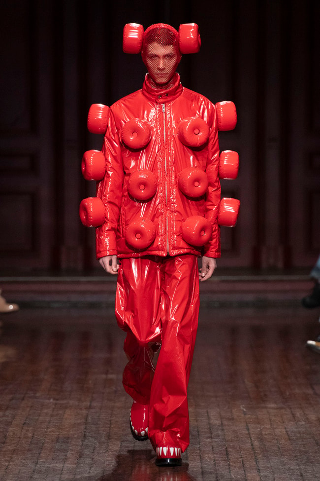 Paris Fashion Week Hommes Autunno/Inverno 2023/24 Walter Van Beirendonck