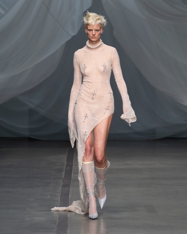 Milano Moda Donna Autunno/Inverno 2023/24 Aniye records