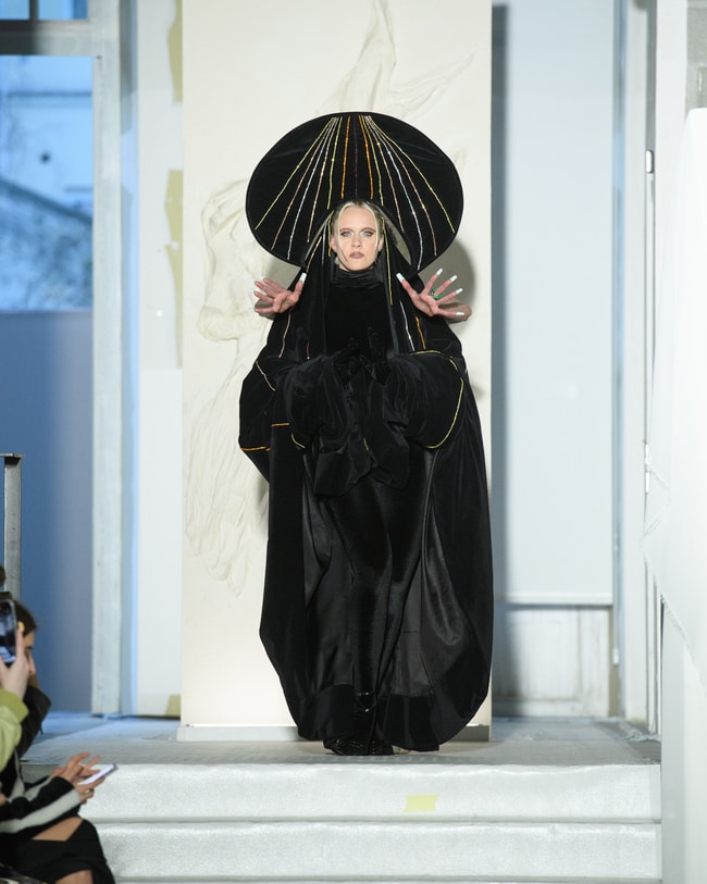Paris Fashion Week Autunno/Inverno 2023/24 Weinsanto