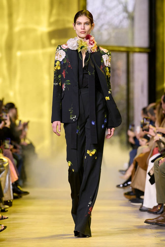 Paris Fashion Week Autunno/Inverno 2023/24 Elie Saab