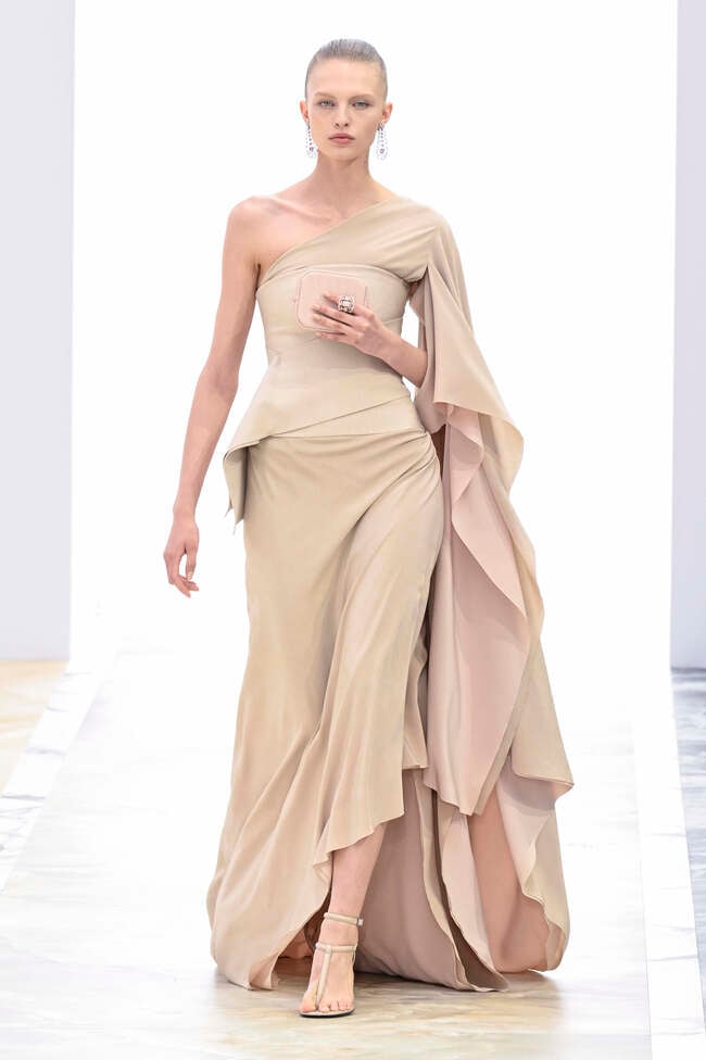 Paris Haute Couture Autunno/Inverno 2023/24 Fendi