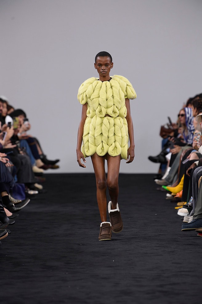 London Fashion Week Autunno/Inverno 2024/25 JW Anderson