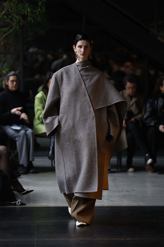 Milano Moda Donna Autunno/Inverno 2024/25 Calcaterra