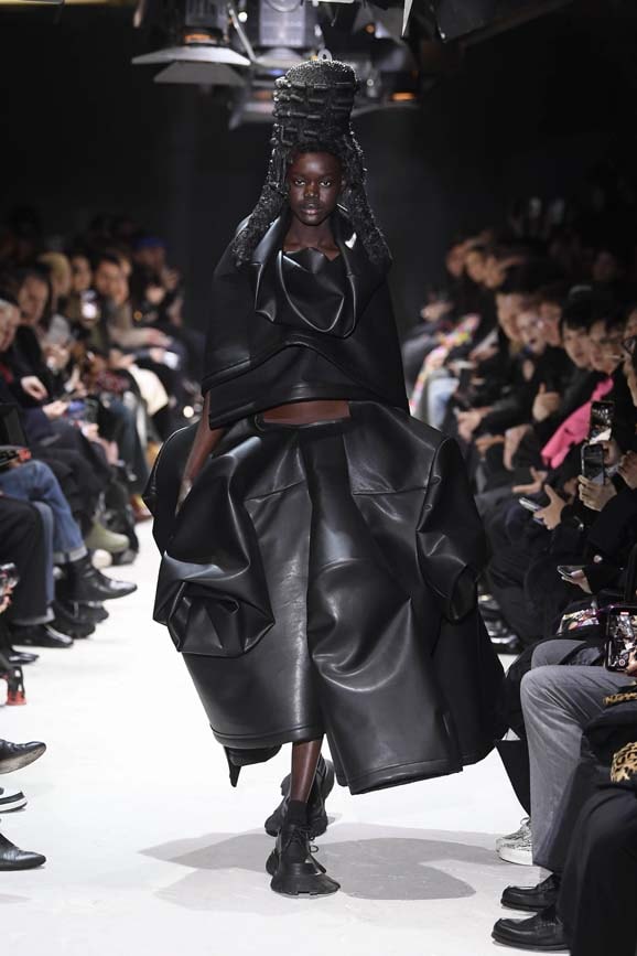 Paris Fashion Week Autunno/Inverno 2024/25 Comme des Garçons