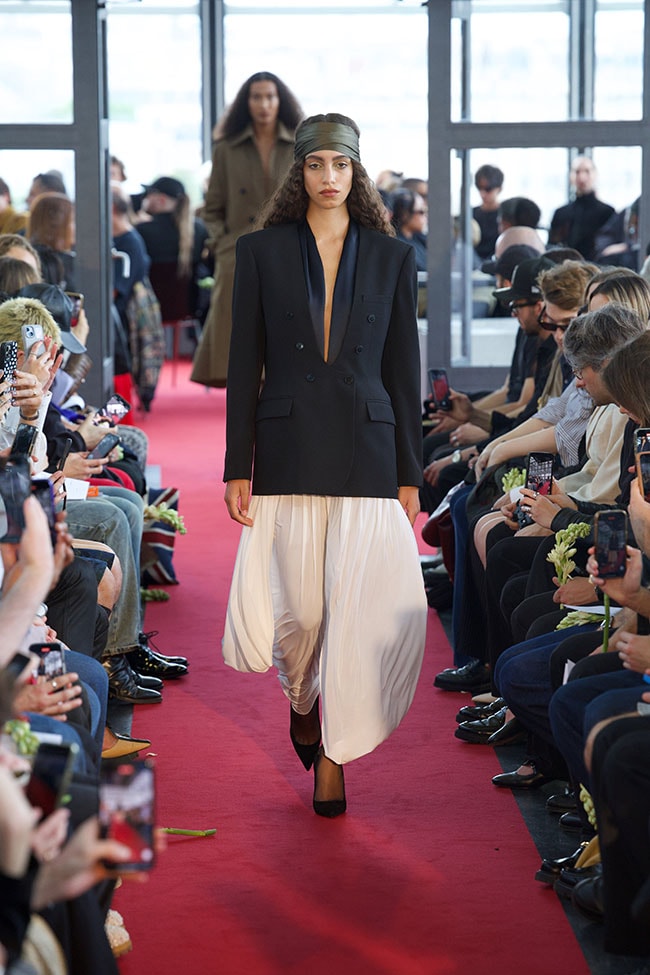 Paris Fashion Week Hommes Primavera/Estate 2025 Burc Akyol