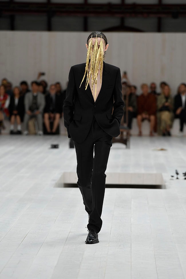 Paris Fashion Week Hommes Primavera/Estate 2025 Loewe