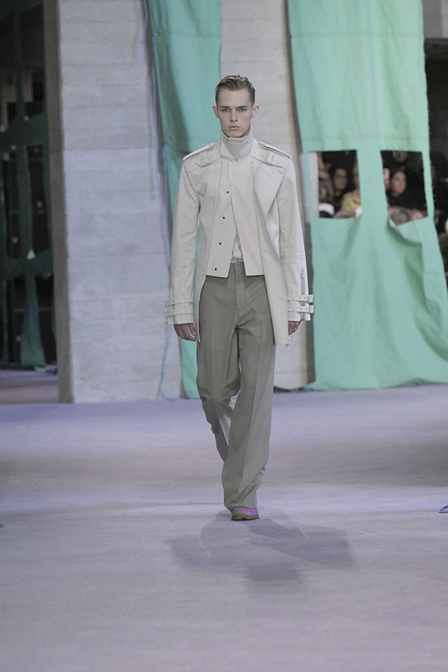 London Fashion Week Primavera/Estate 2025 Burberry