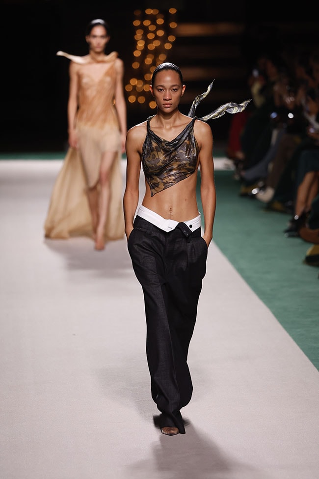 Paris Fashion Week Primavera/Estate 2025 Victoria Beckham