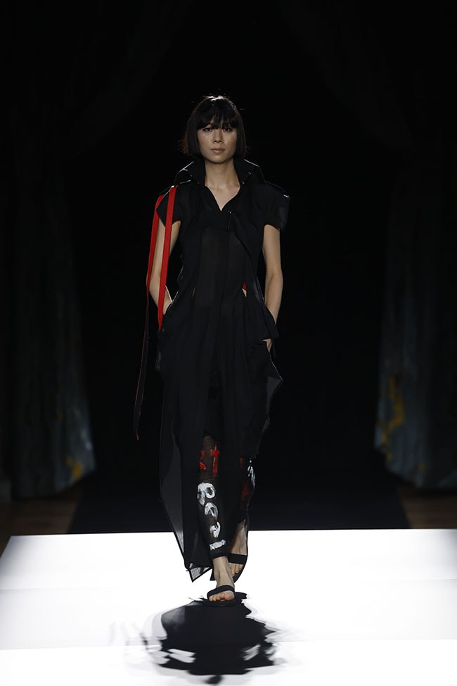 Paris Fashion Week Primavera/Estate 2025 Yohji Yamamoto