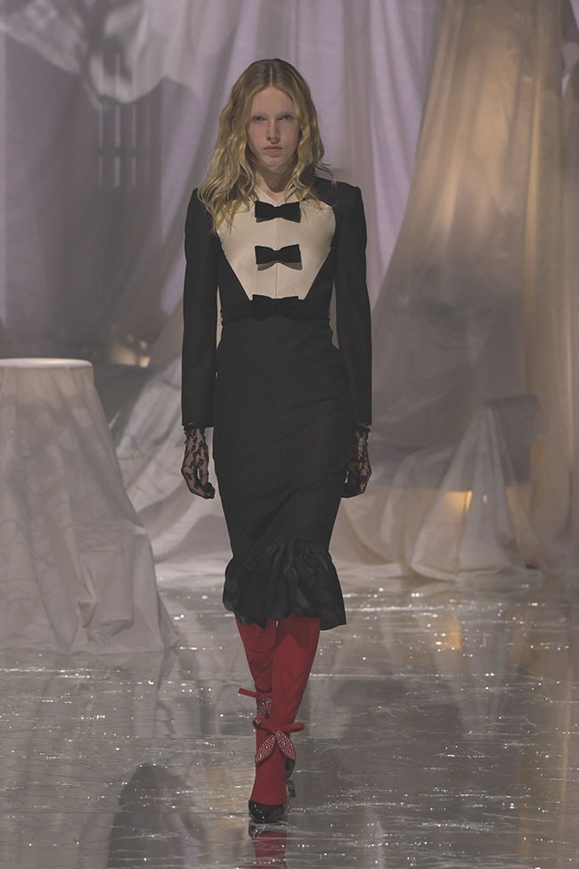 Paris Fashion Week Primavera/Estate 2025 Valentino