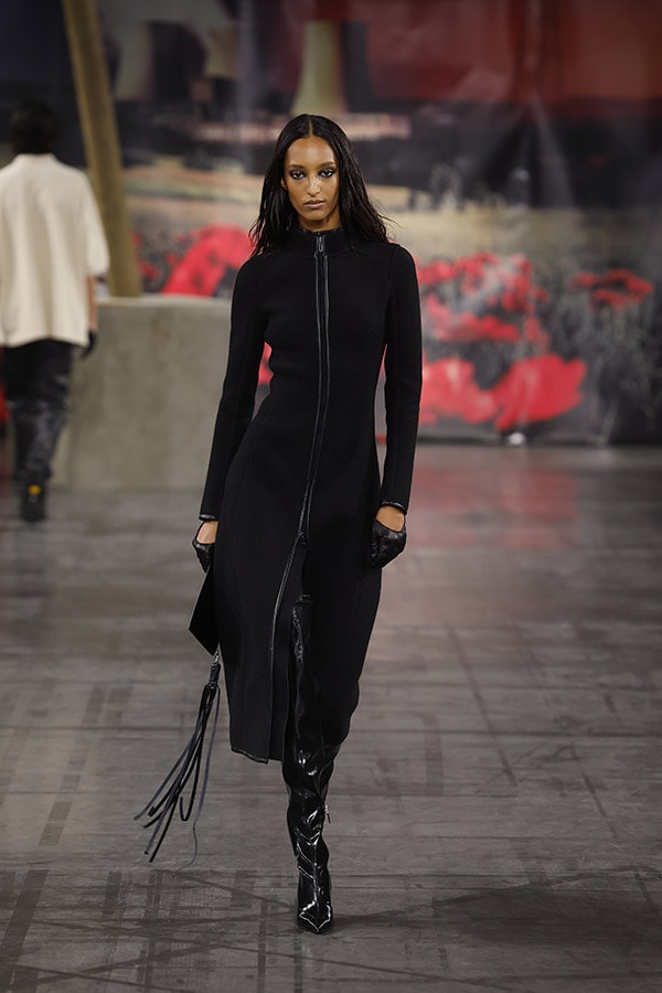 Paris Fashion Week Hommes Autunno/Inverno 2025/26 032c