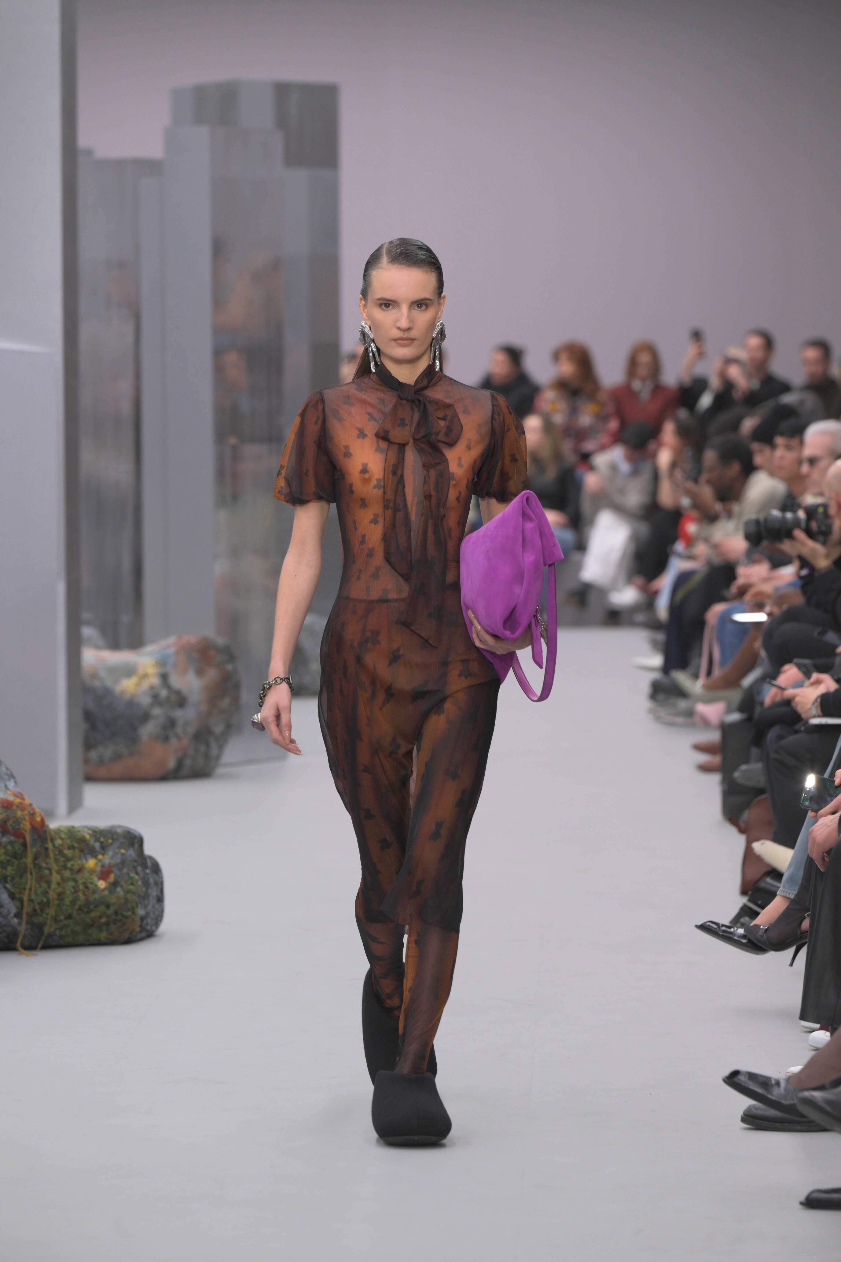 Paris Fashion Week Autunno/Inverno 2025/26 Acne Studios