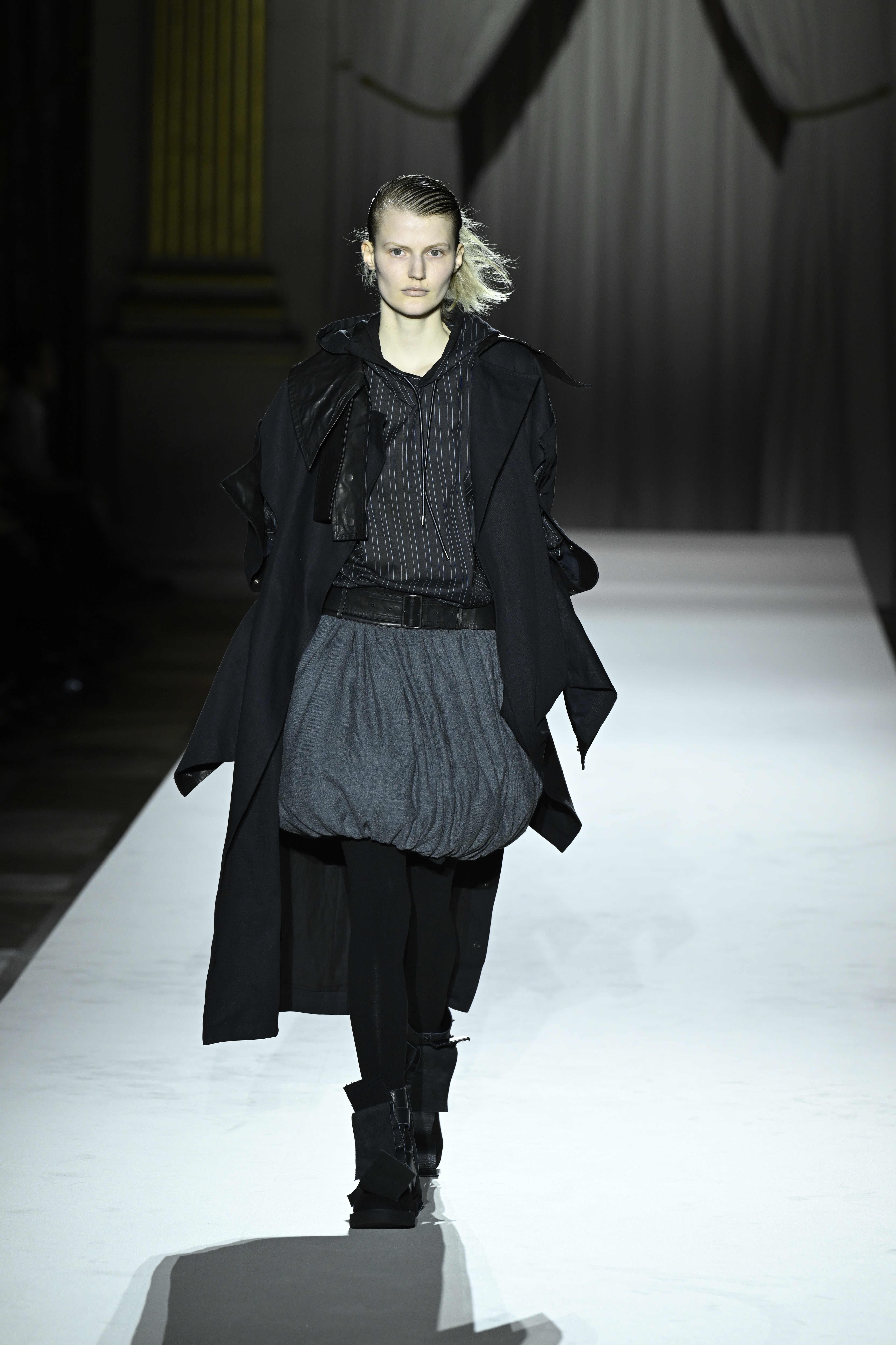 Paris Fashion Week Autunno/Inverno 2025/26 Yohji Yamamoto