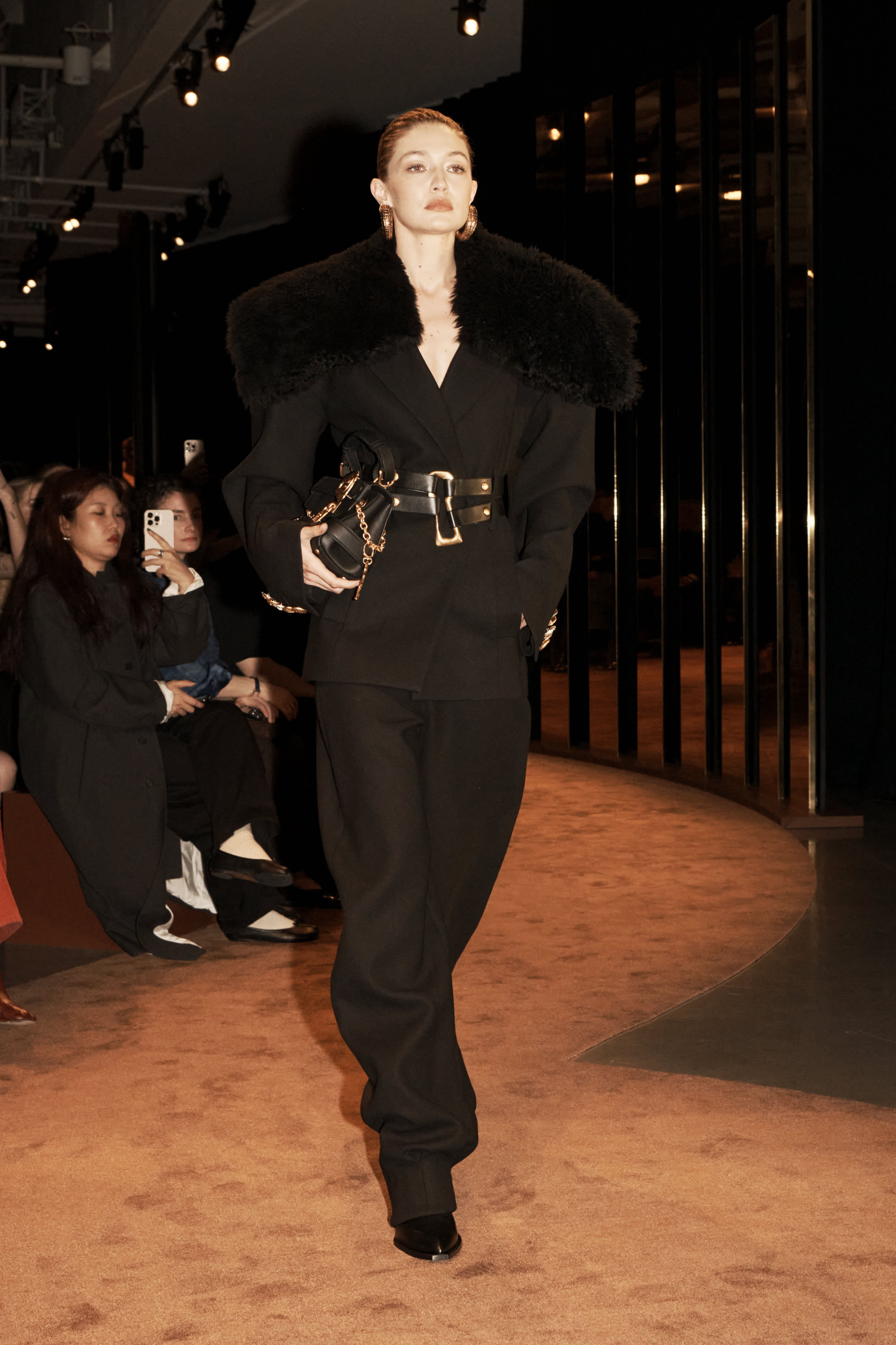 Paris Fashion Week Autunno/Inverno 2025/26 Schiaparelli