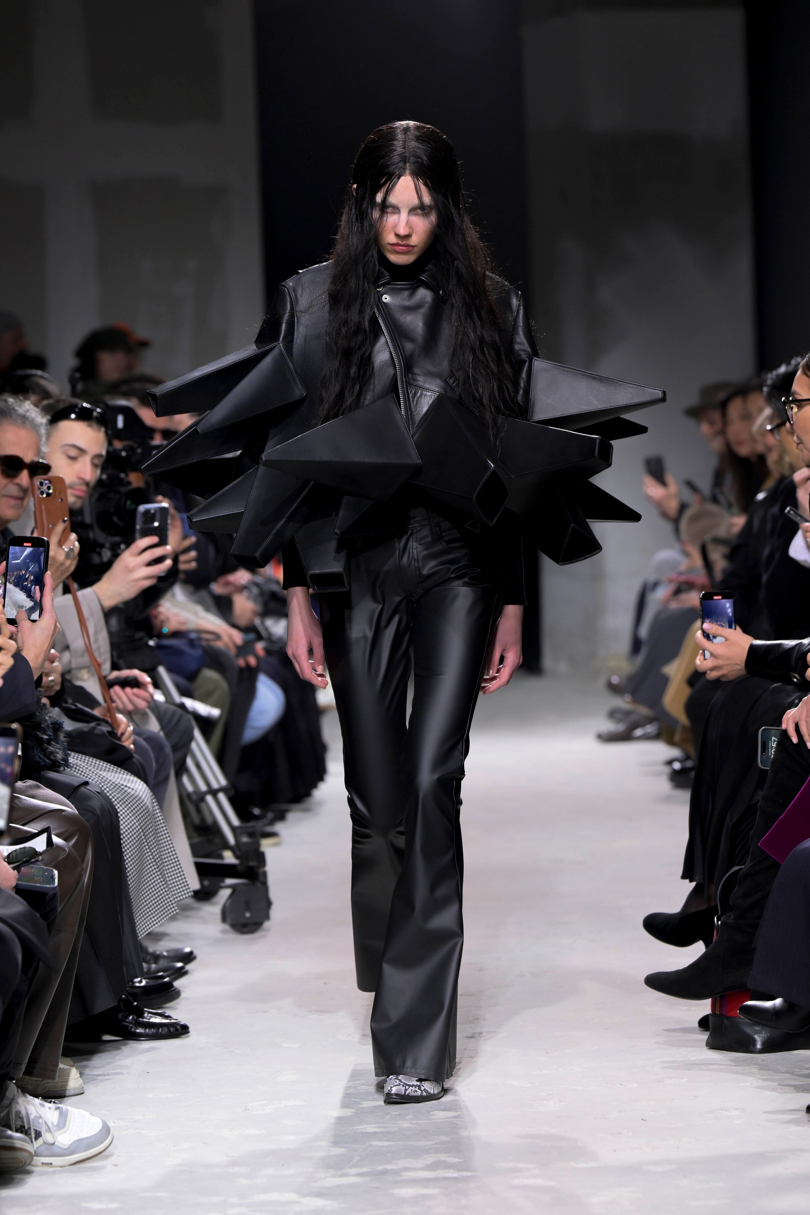 Paris Fashion Week Autunno/Inverno 2025/26 Junya Watanabe