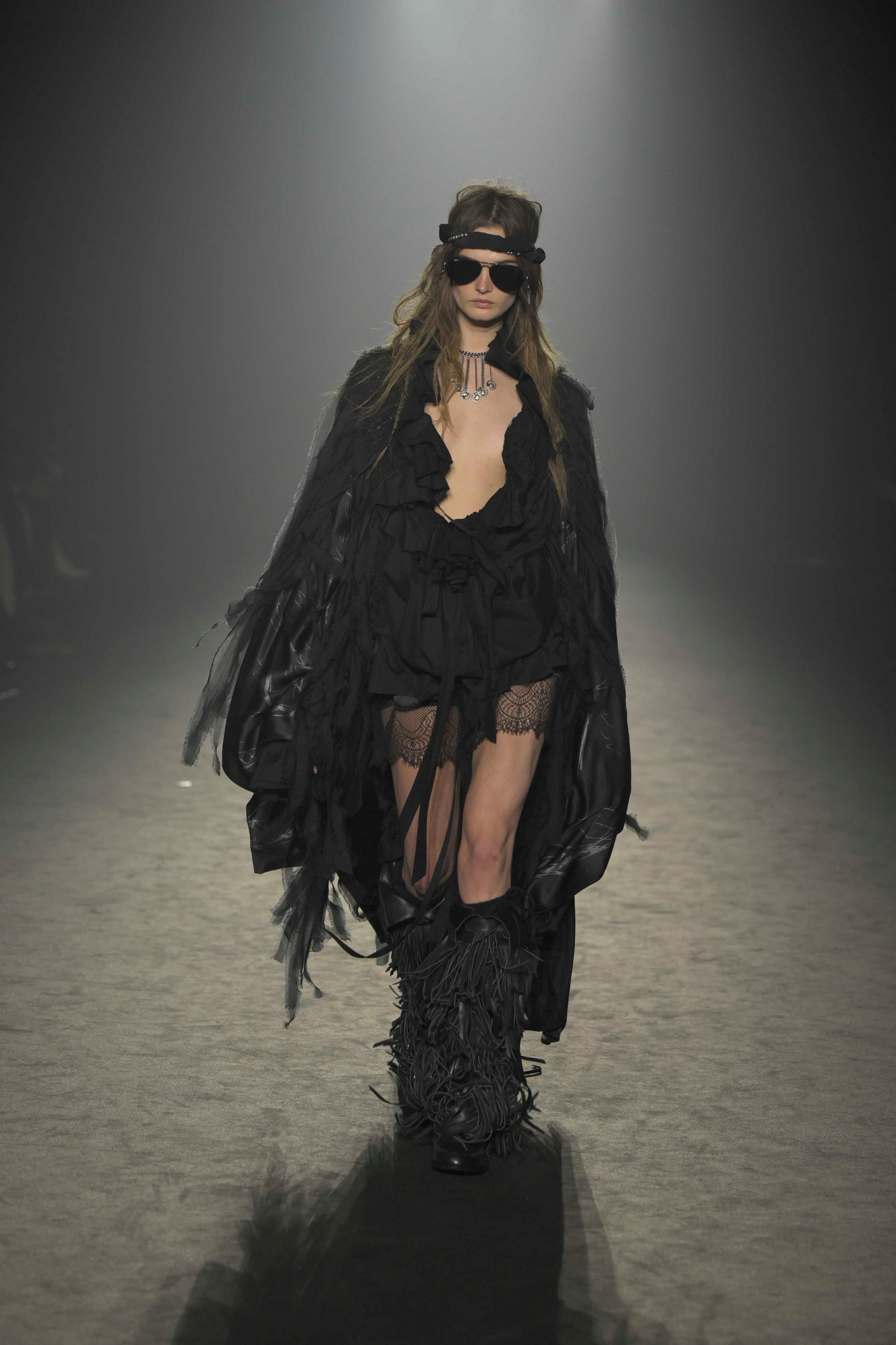 Paris Fashion Week Autunno/Inverno 2025/26 Ann Demeulemeester