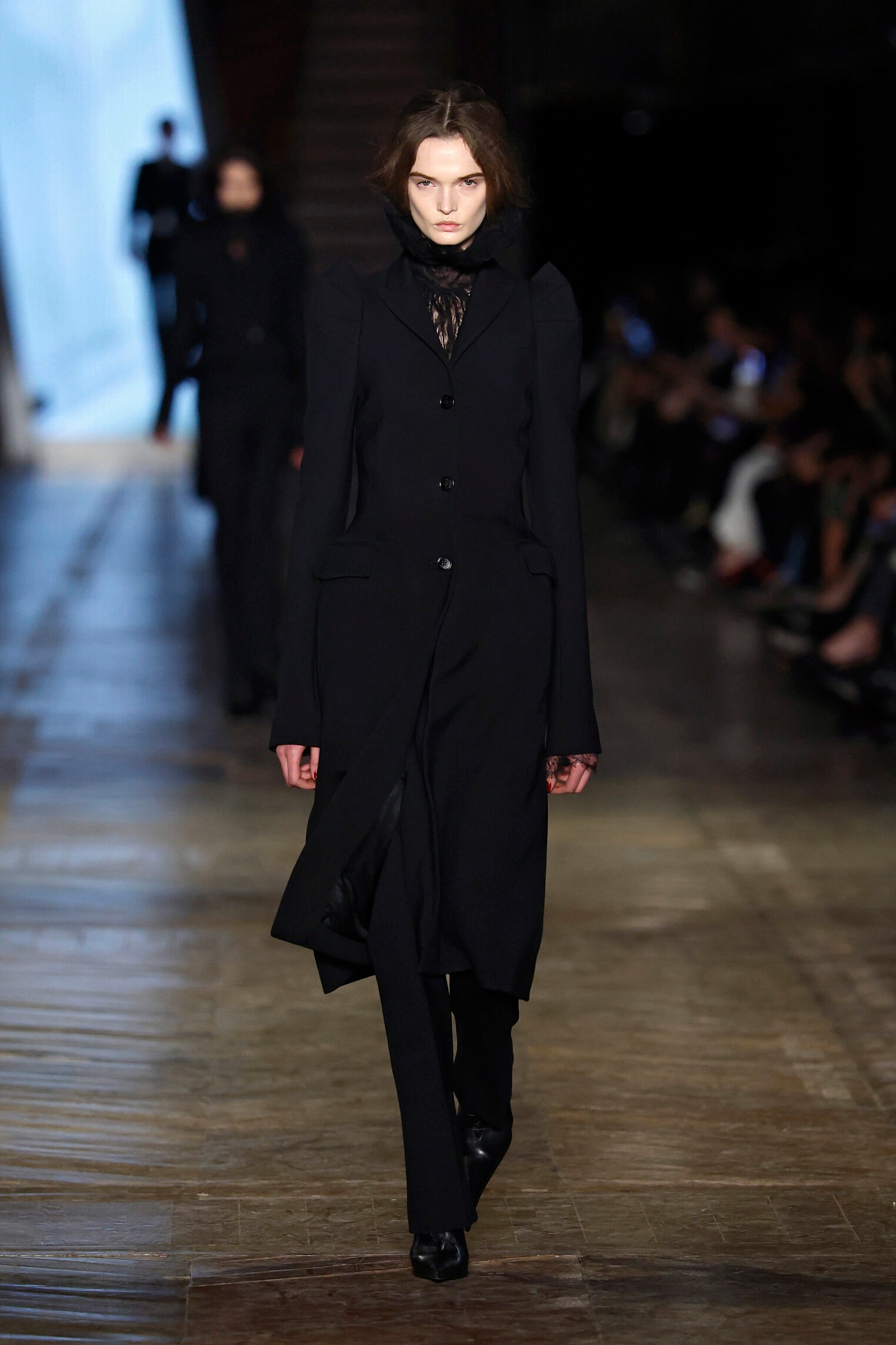Paris Fashion Week Autunno/Inverno 2025/26 McQueen