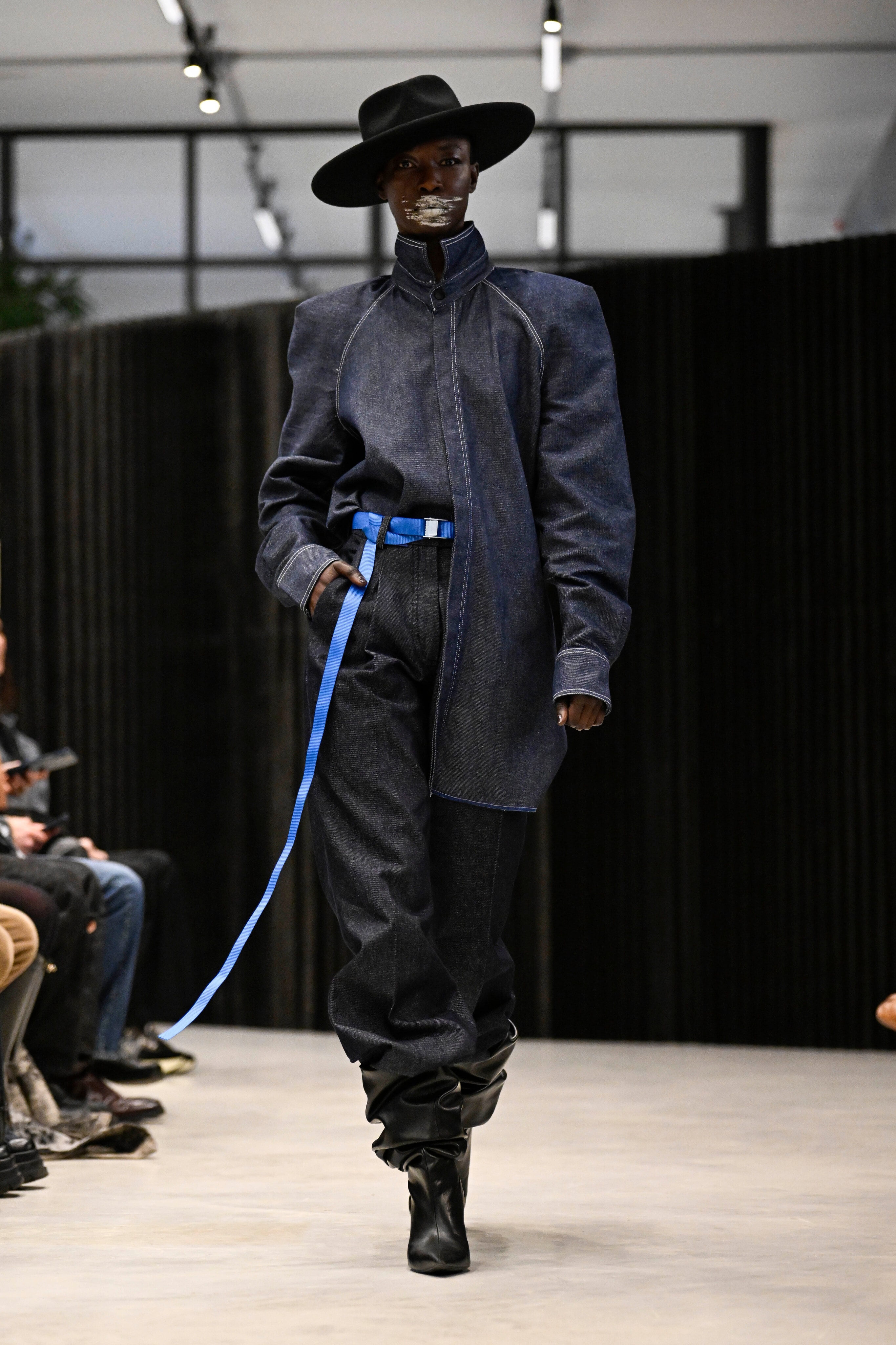 Milano Moda Uomo Autunno/Inverno 2026/27 Victor Hart